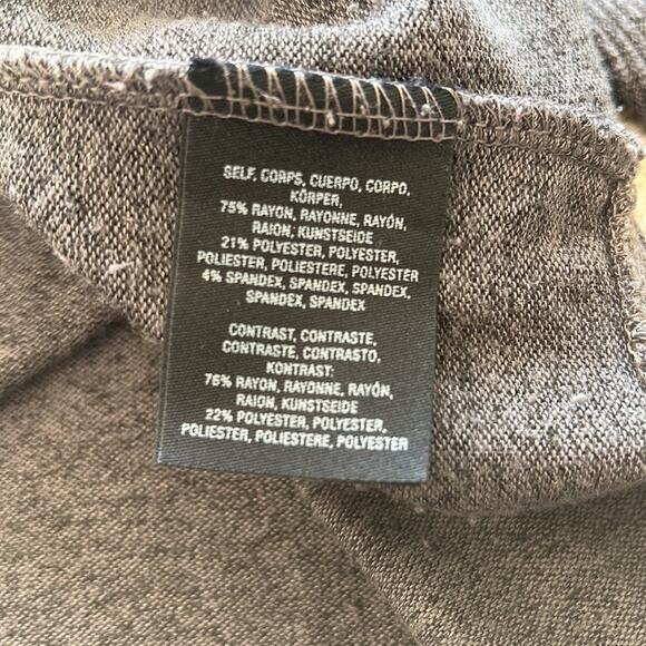 ANTHROPOLOGIE GRAY RUFFLE HEM ULTRA SOFT LONG SLEEVE SWEATER SIZE XS - Picture 9 of 9